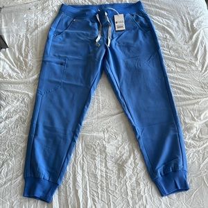 Figs Women’s Ceil Blue Zamora Petite Jogger Scrub Pants